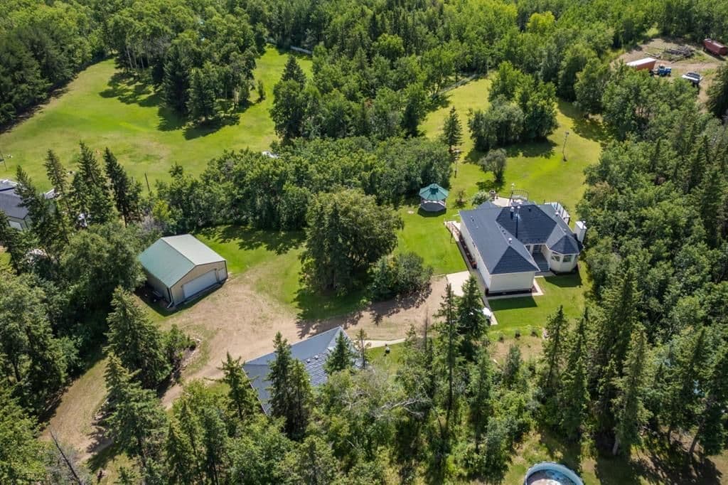 Recently sold home in Pineridge Downs