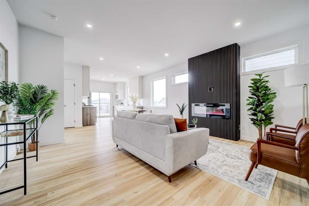 Recently sold home in The Crossings