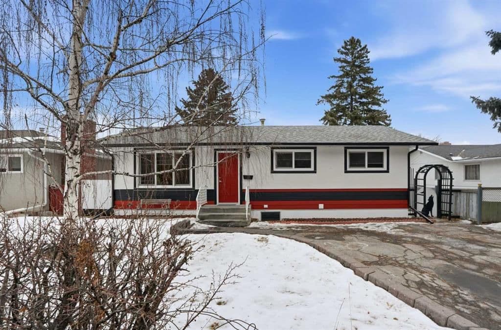 Recently sold home in Fairview