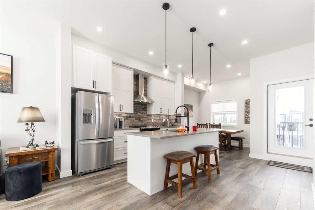 Recently sold home in Douglasdale/Glen