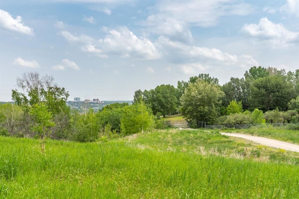 Recently sold home in Spruce Cliff