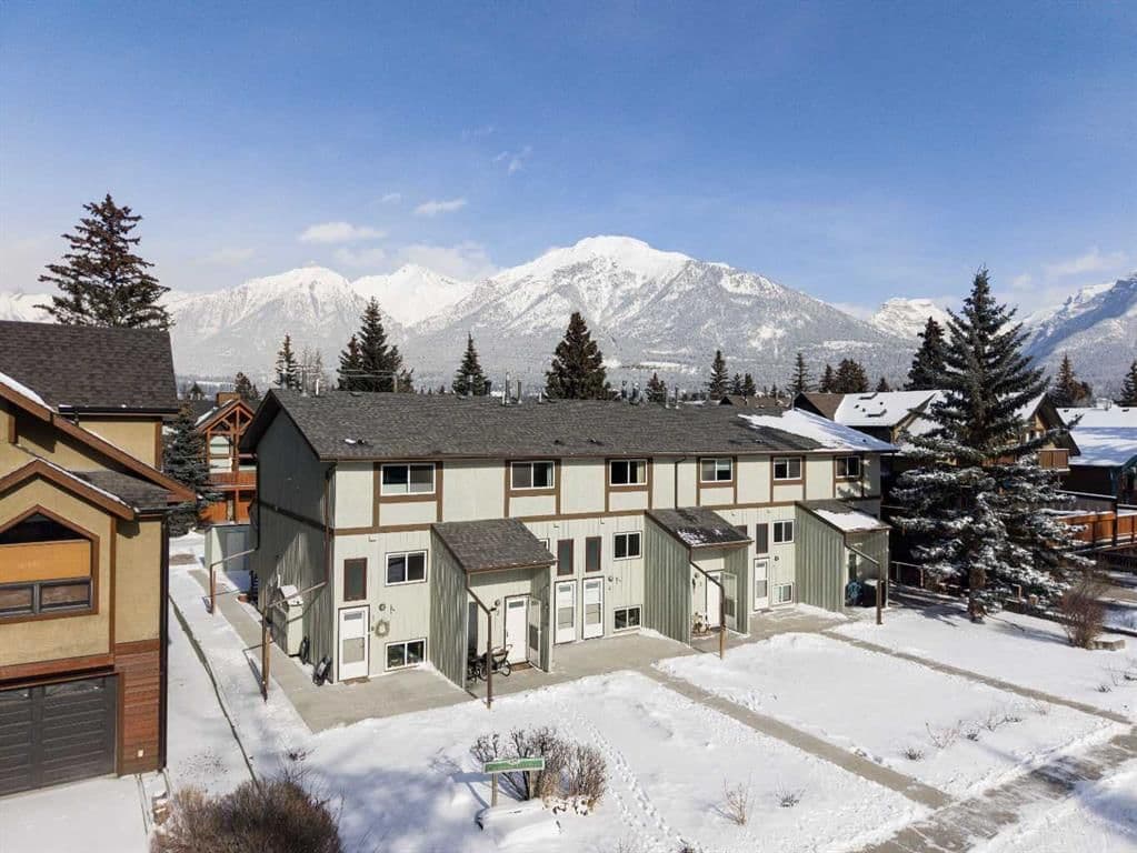 Recently sold home in South Canmore