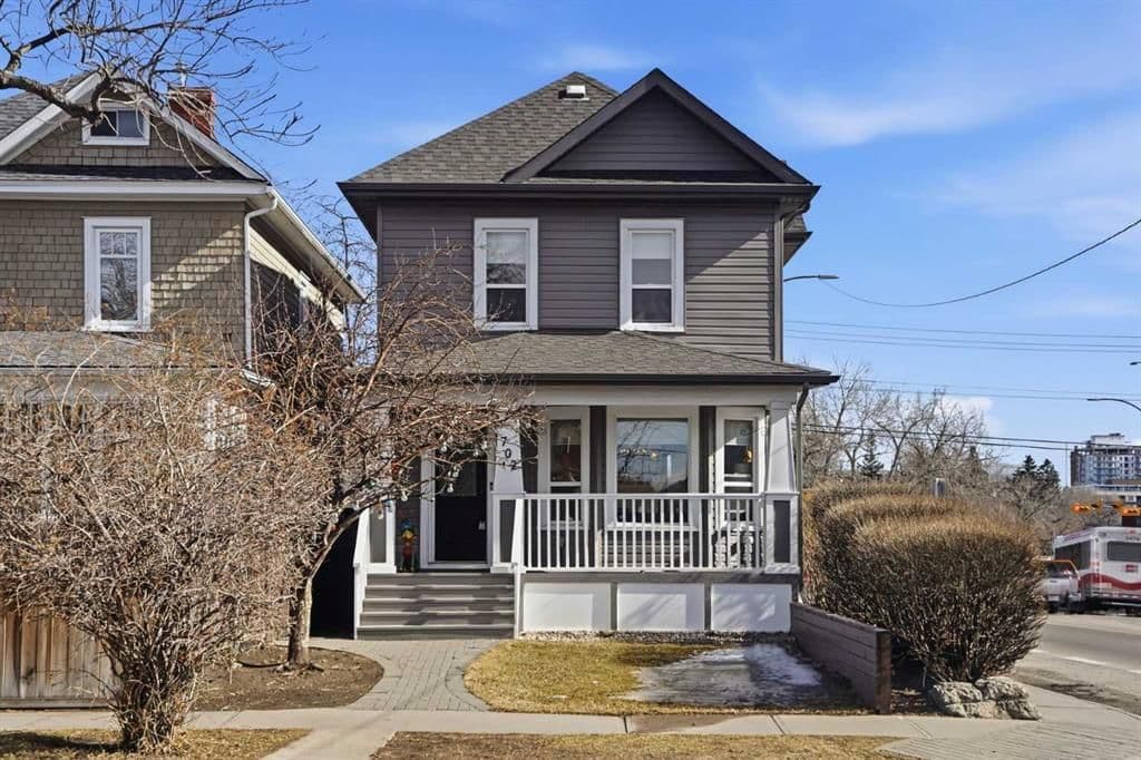 Recently sold home in Hillhurst