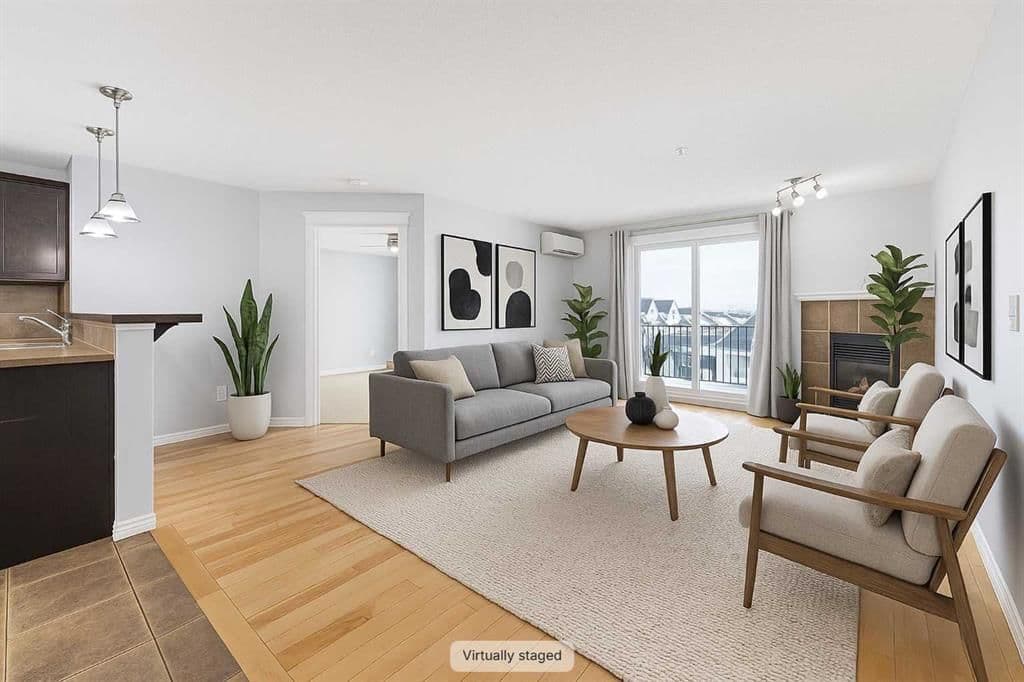 Recently sold home in Country Hills Village