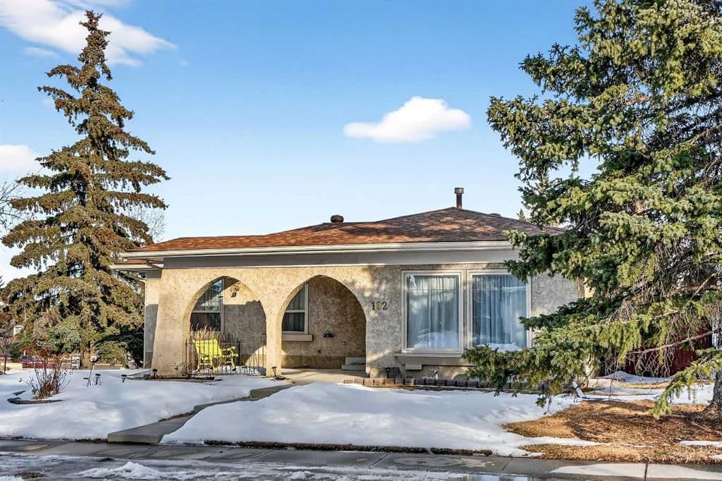 Recently sold home in Canyon Meadows