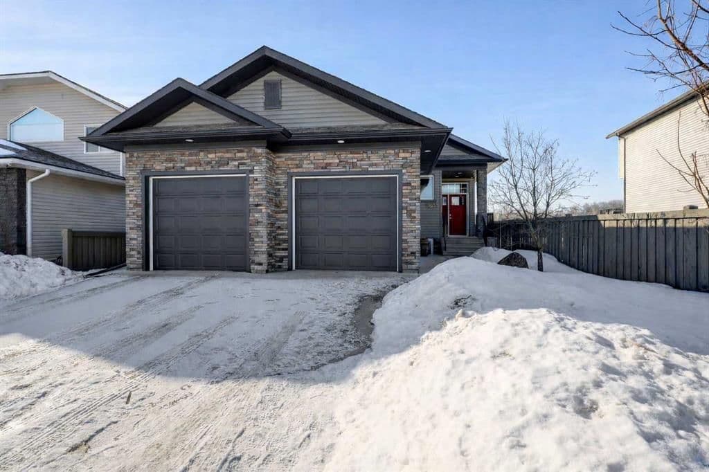 Recently sold home in O'Brien Lake