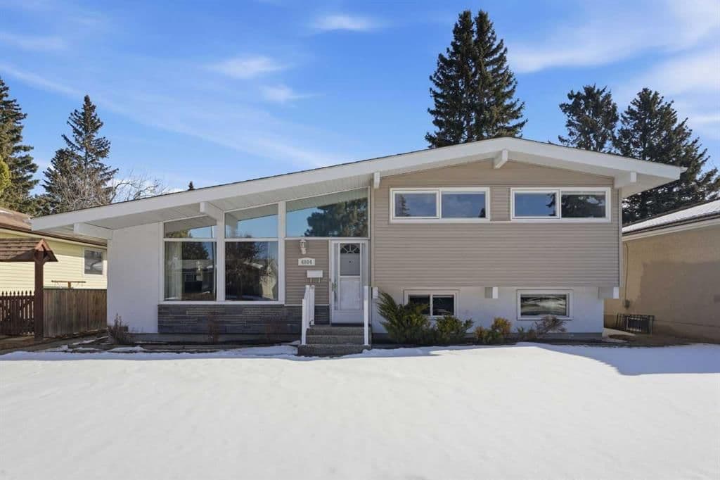 Recently sold home in Brentwood