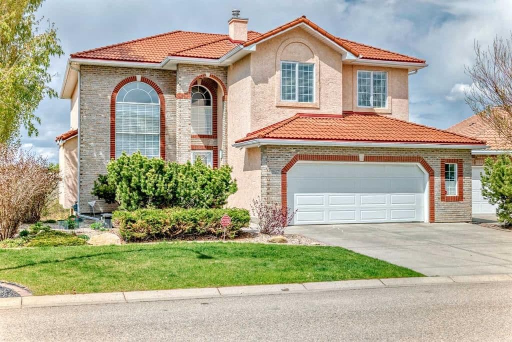 Recently sold home in Hamptons