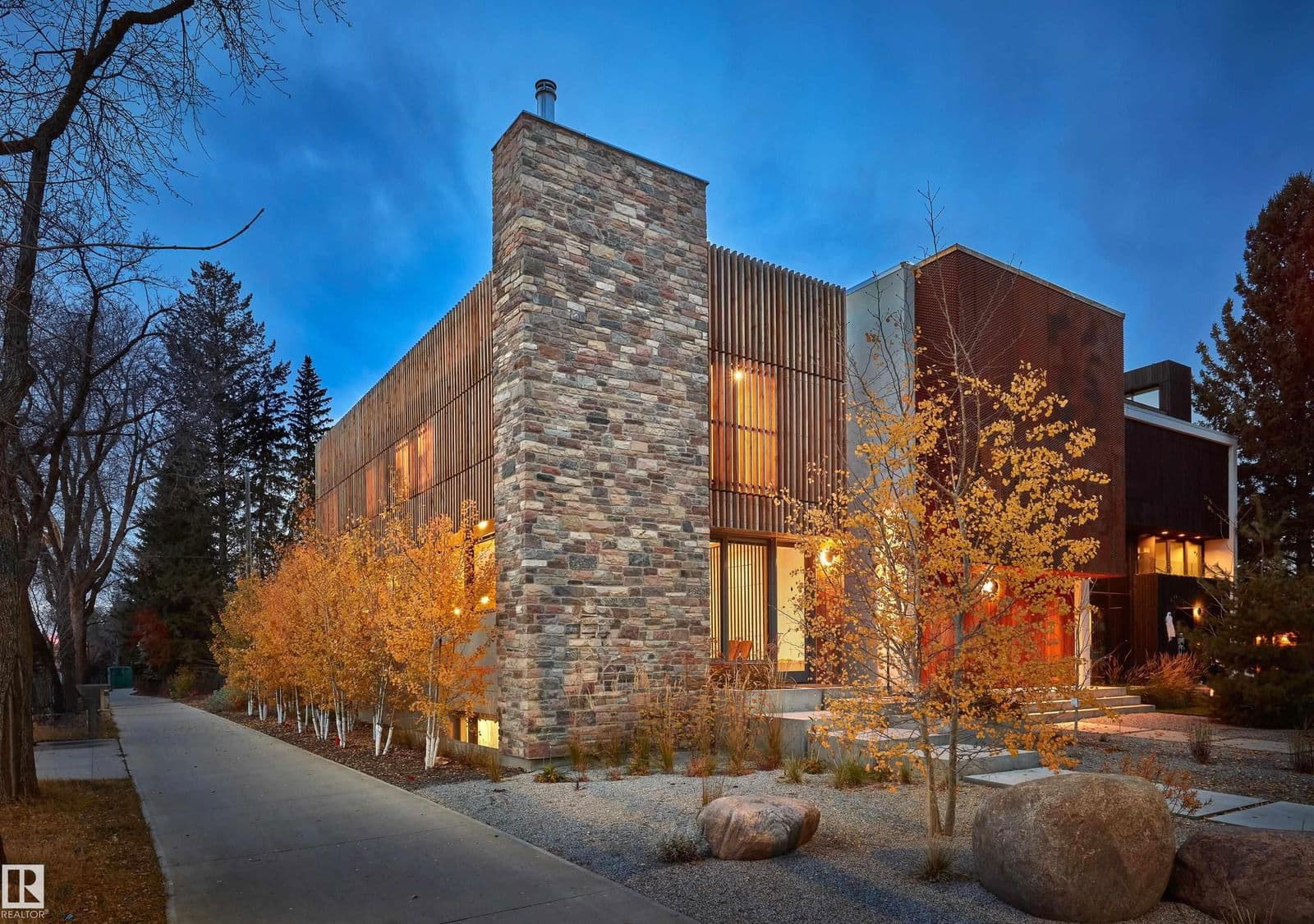 Recently sold home in Glenora