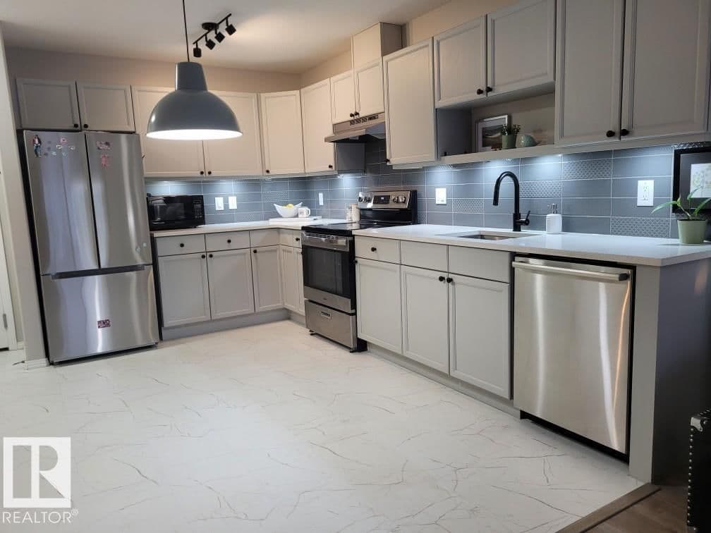 Recently sold home in Canon Ridge