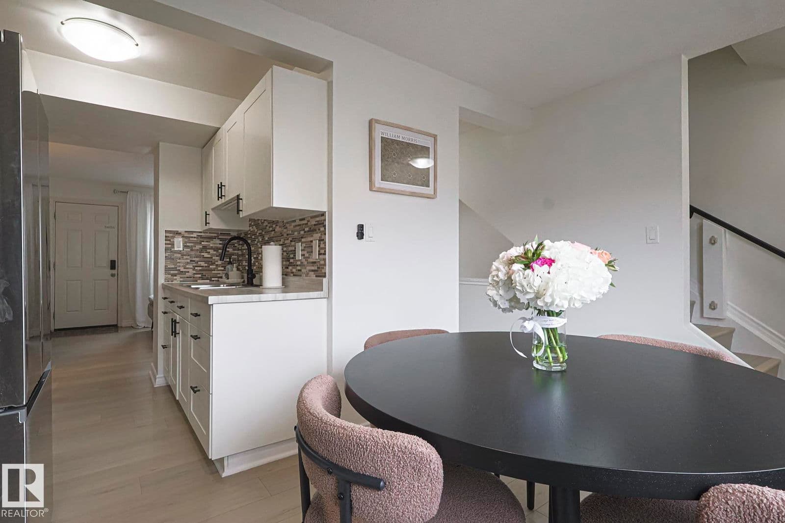 Recently sold home in Abbottsfield