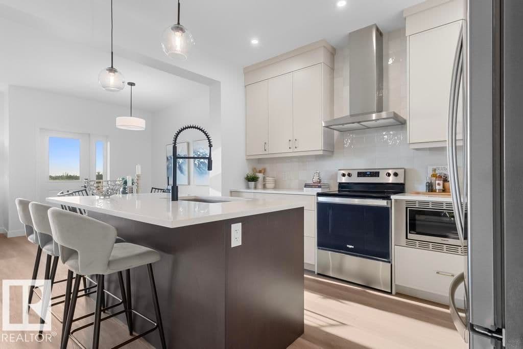 Recently sold home in Chappelle Area