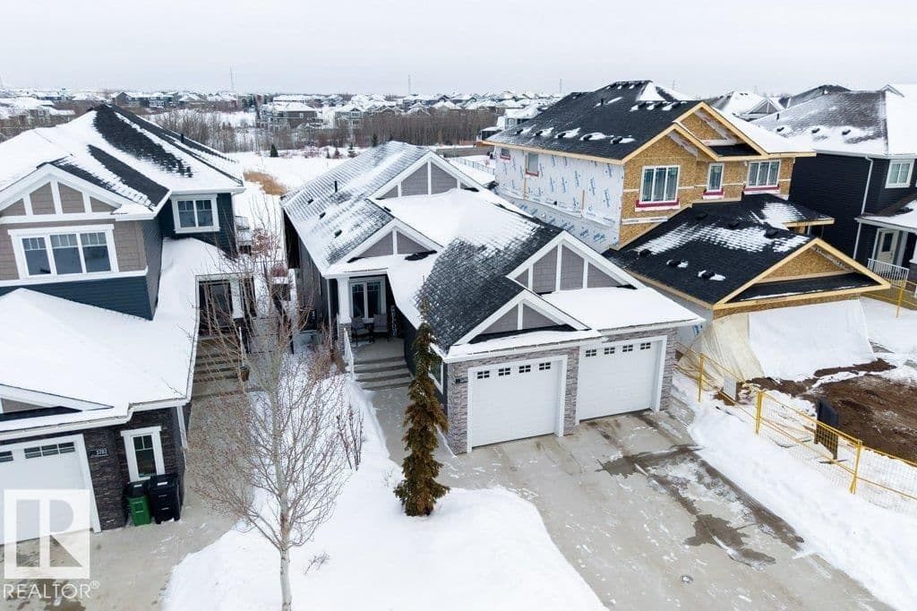 Recently sold home in Starling