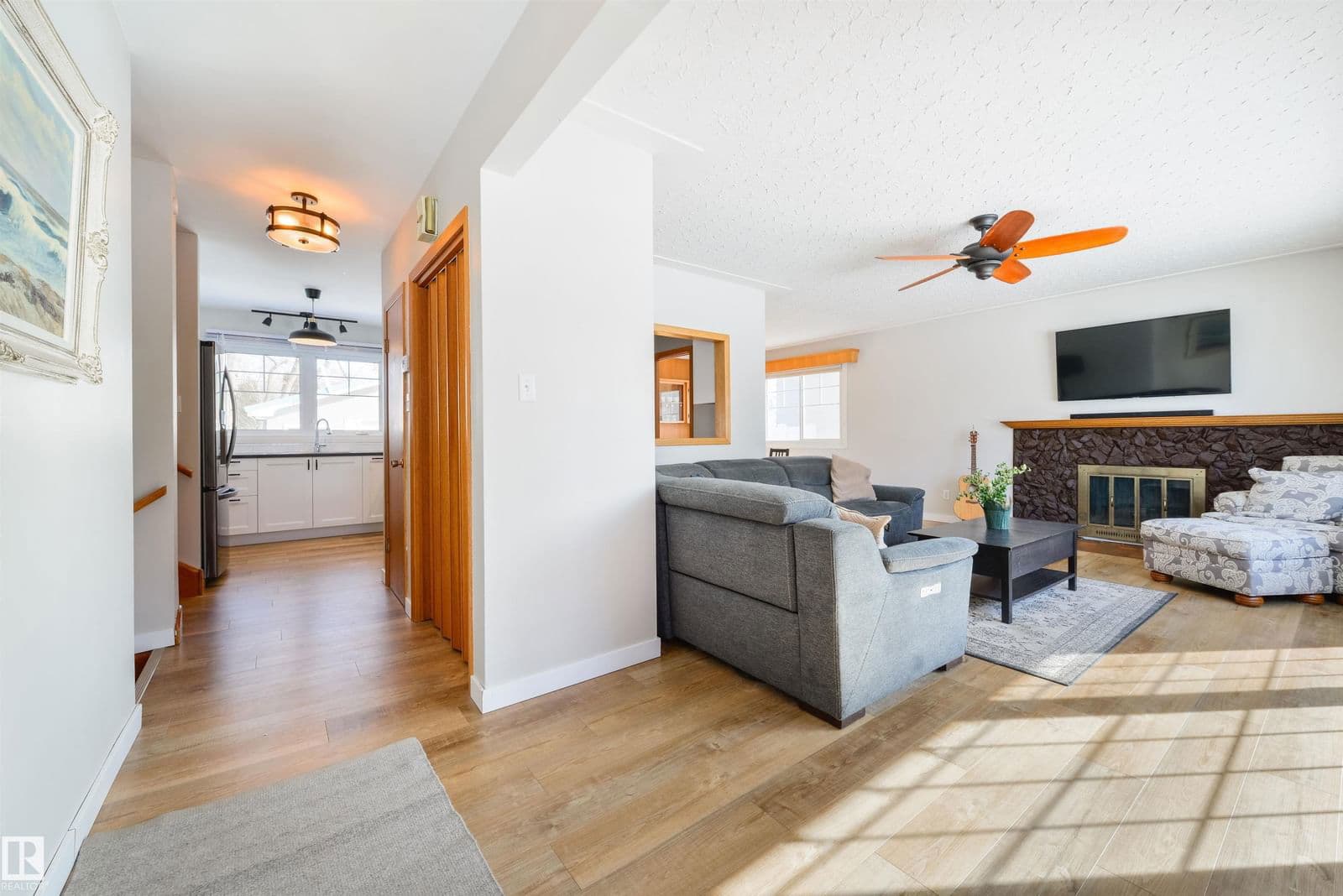 Recently sold home in Meadowlark Park (Edmonton)