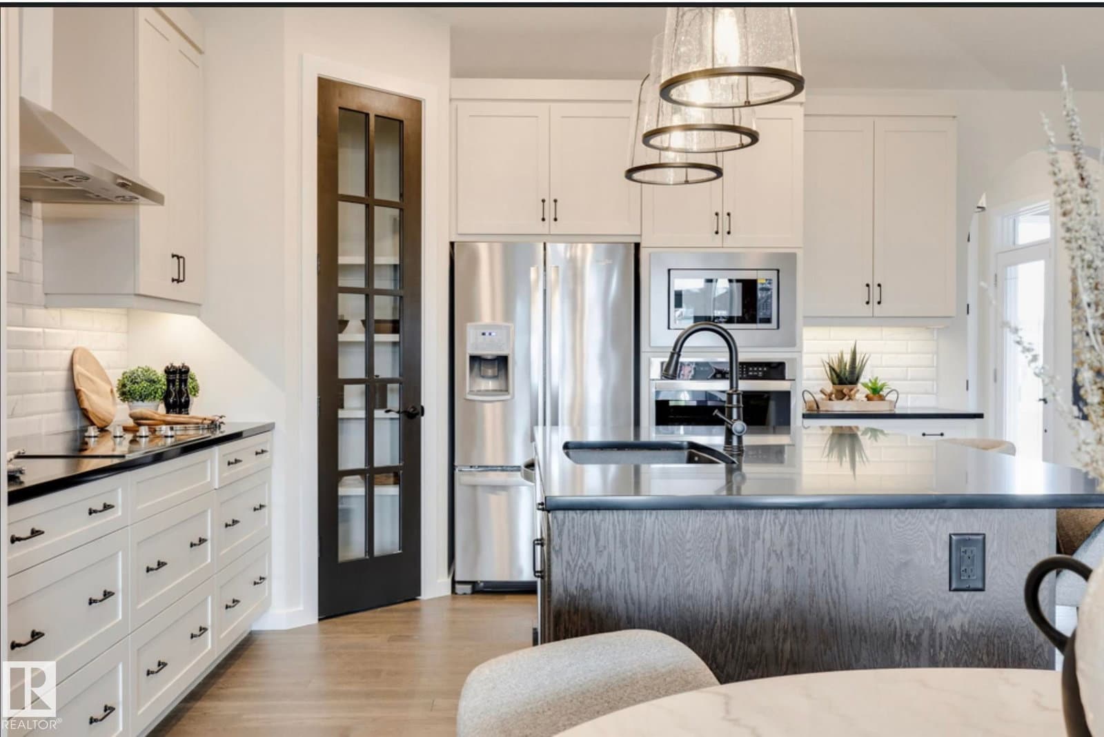 Recently sold home in Riverside (St. Albert)