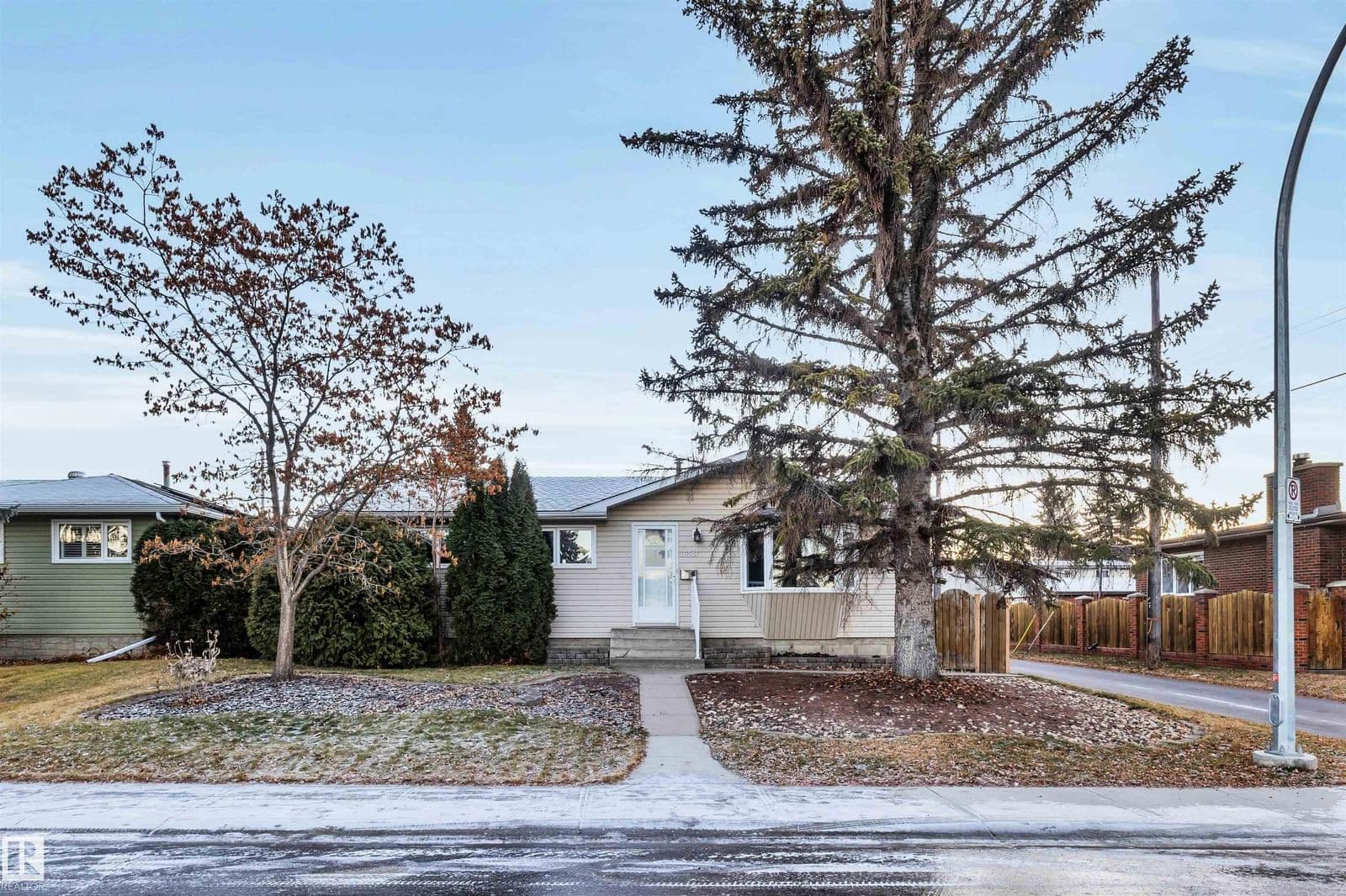 Recently sold home in Royal Gardens (Edmonton)