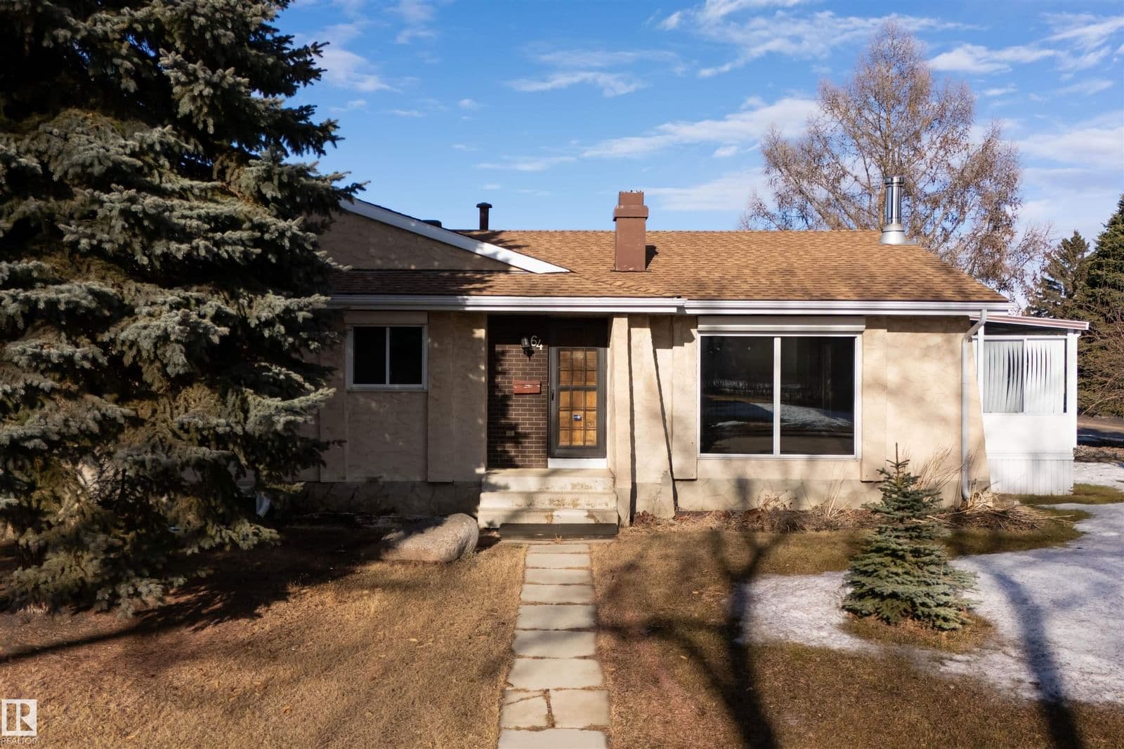 Recently sold home in Maplewood (Sherwood Park)