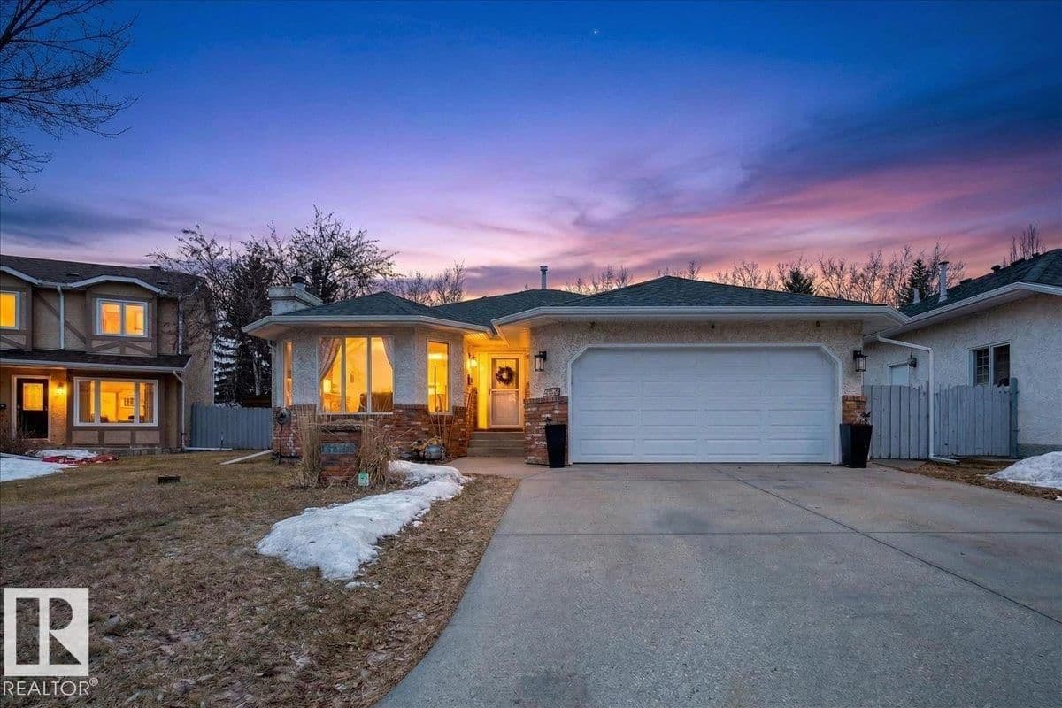 Recently sold home in Jamieson Place